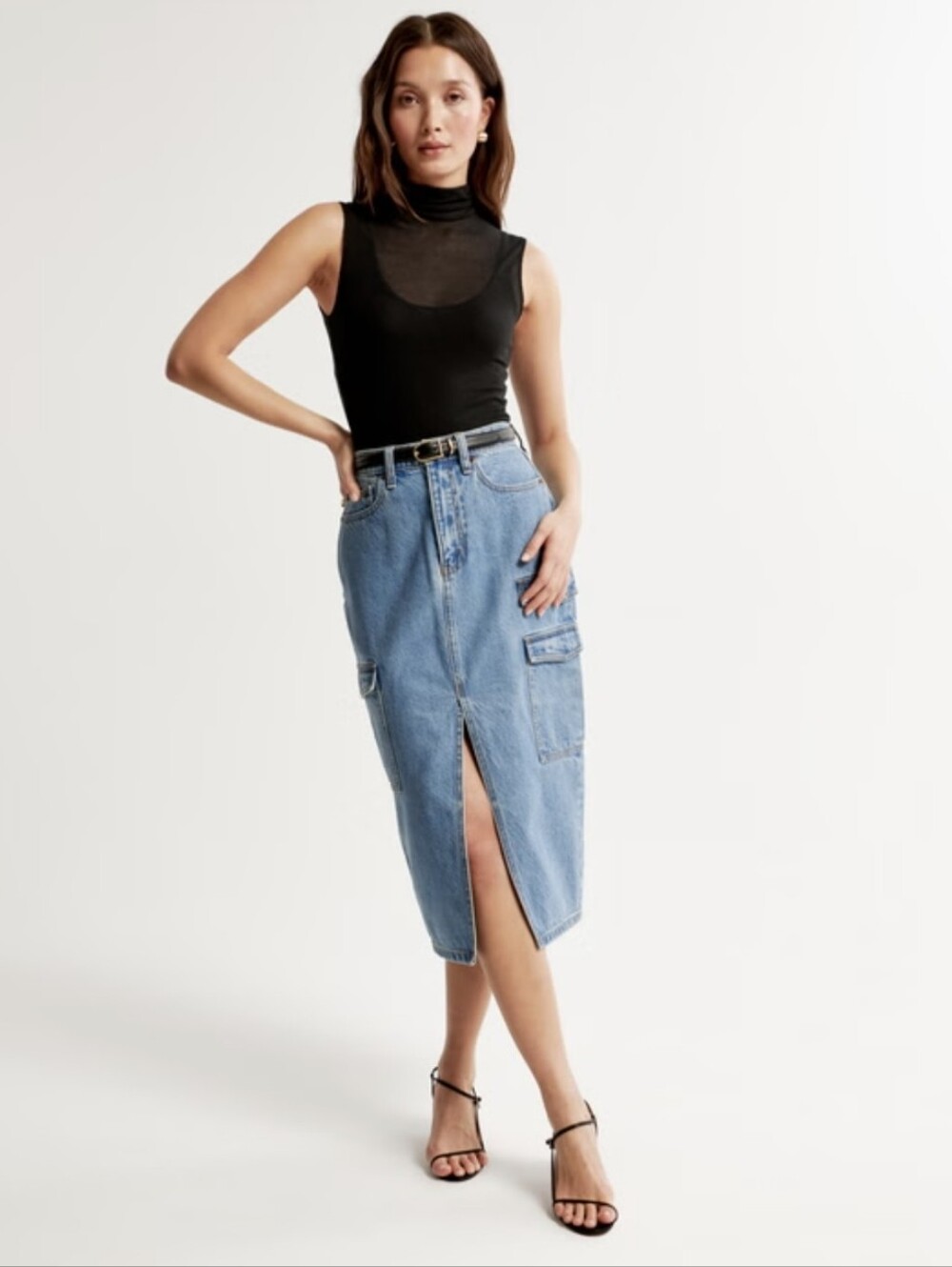 Abercrombie & Fitch High Rise Denim Cargo Midi Skirt Medium Wash Size 4 NWT